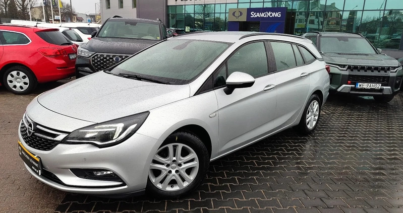 Opel Astra cena 42900 przebieg: 153000, rok produkcji 2018 z Chodzież małe 254